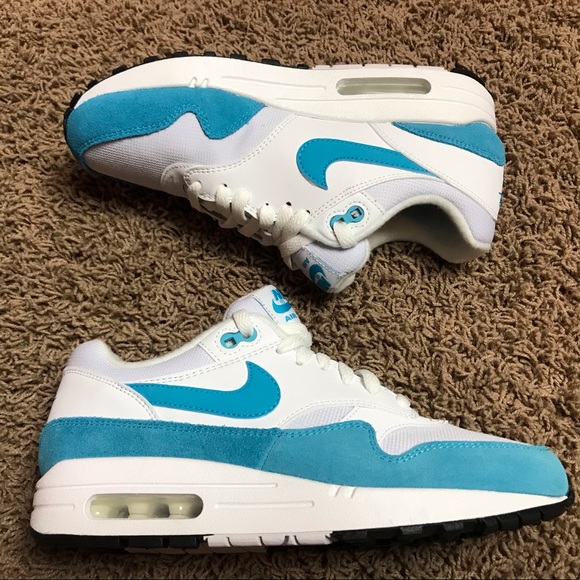 Nike air Max 90s size 8 women’s Nike air Max 90s size 8 women’s